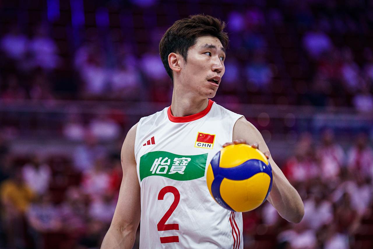 两位年轻球, 性和韧性