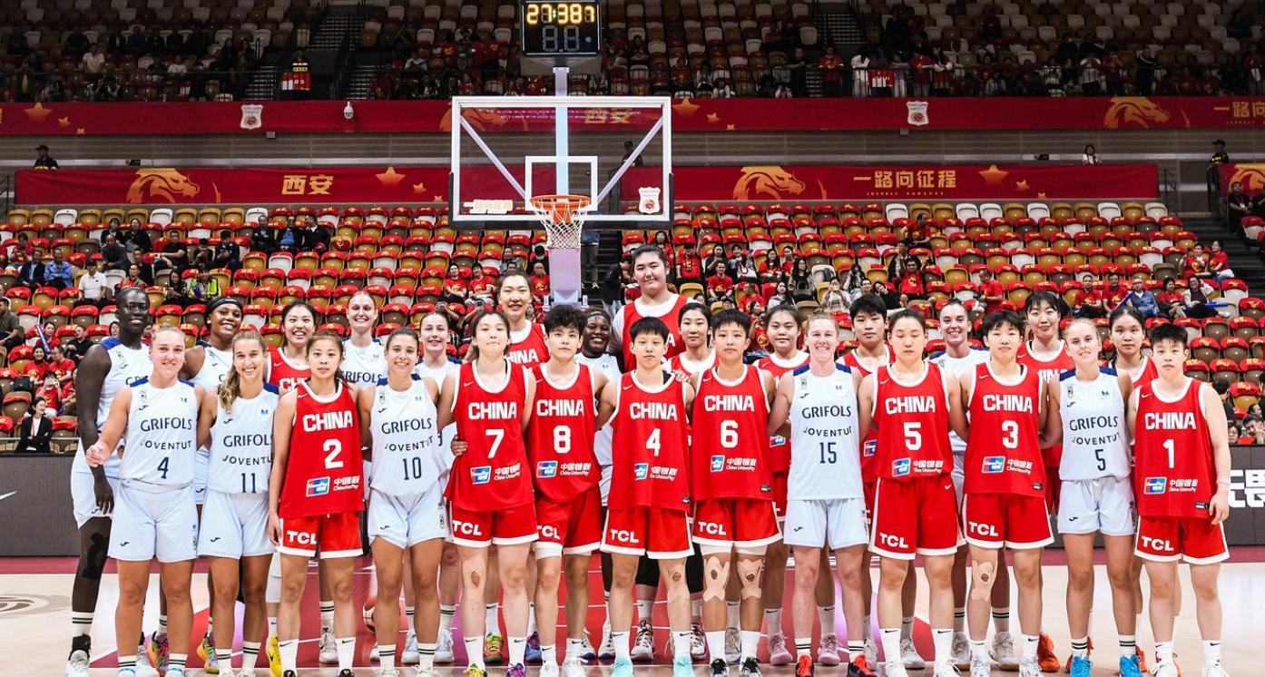 这支女篮的