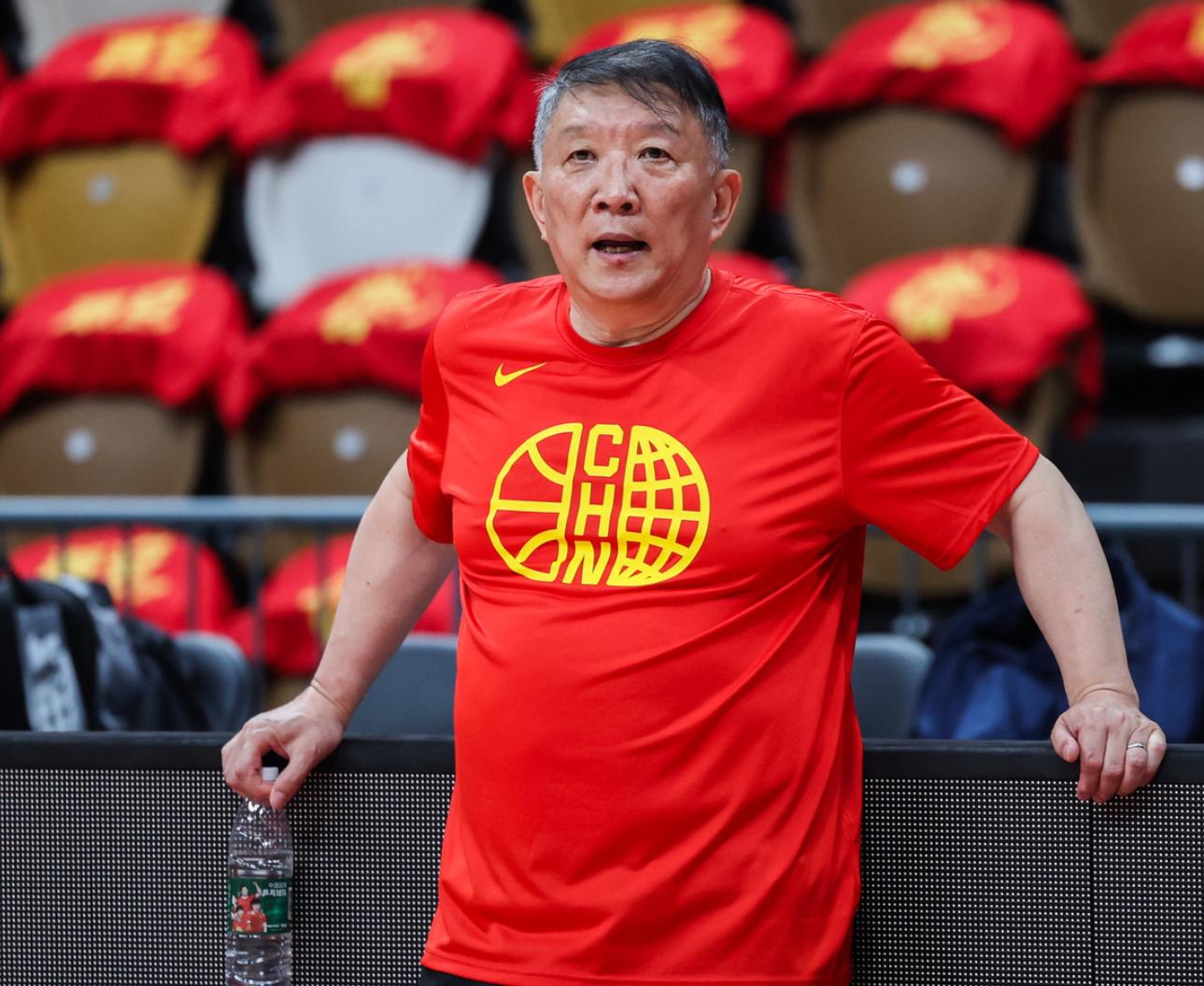 AA, 该感谢大郅, img