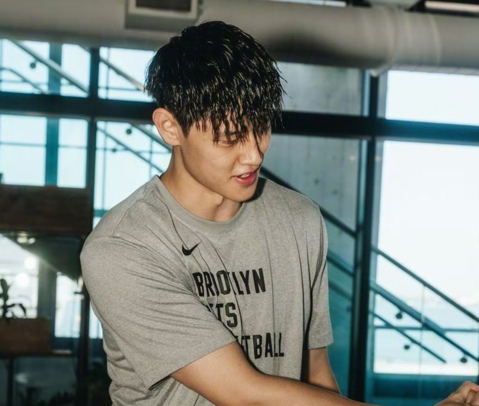 合同, 了训练营, 中国赛曾凡