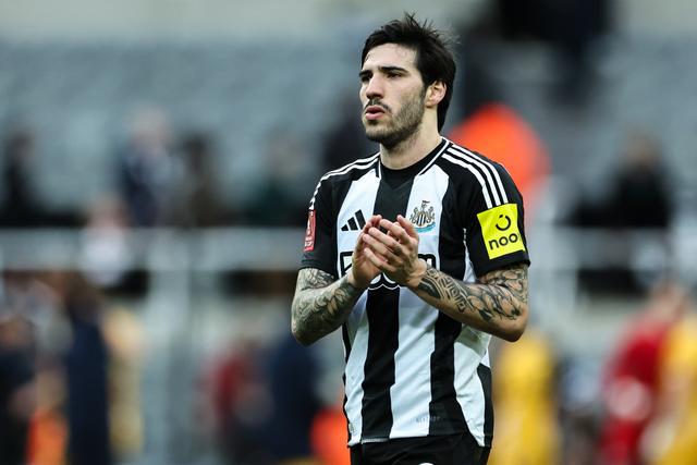 夏天都坚称, 这些都是纽 夏天都坚称, 这些都是纽