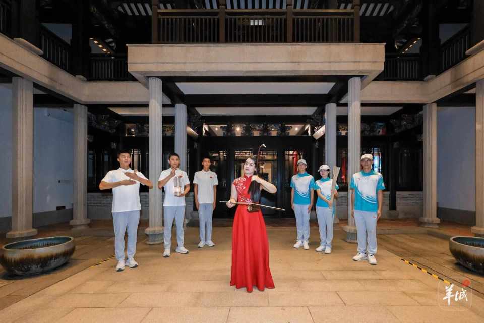 向市民传递, 着力打造